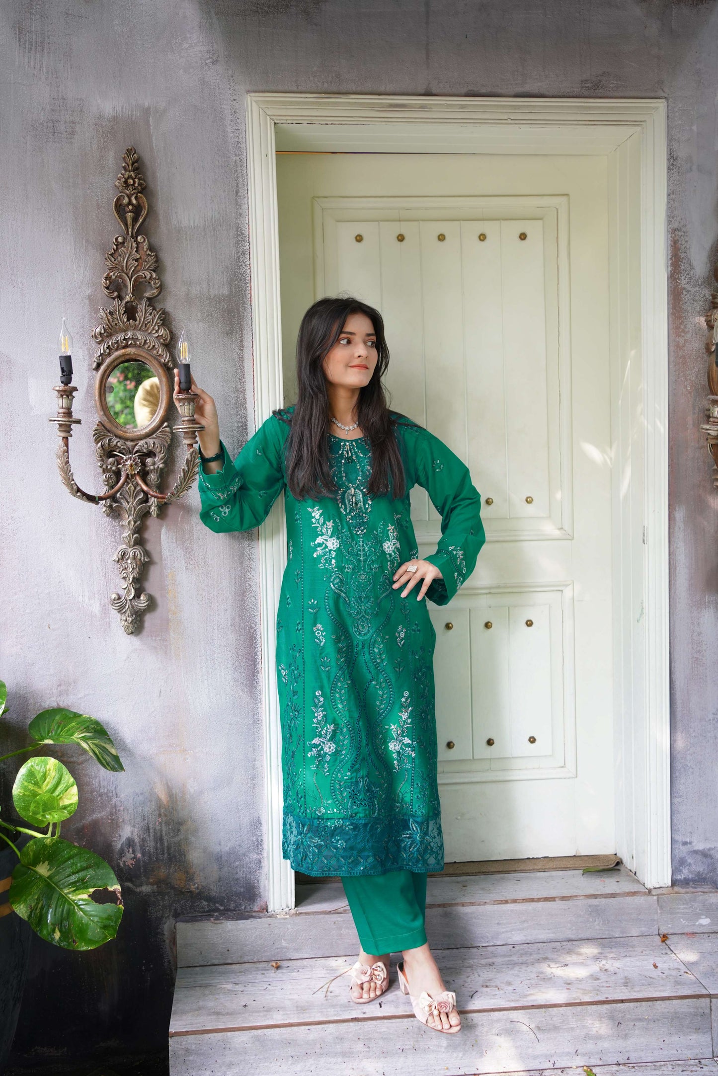Zumurrud – Emerald Green Embroidered Lawn Three-Piece Suit