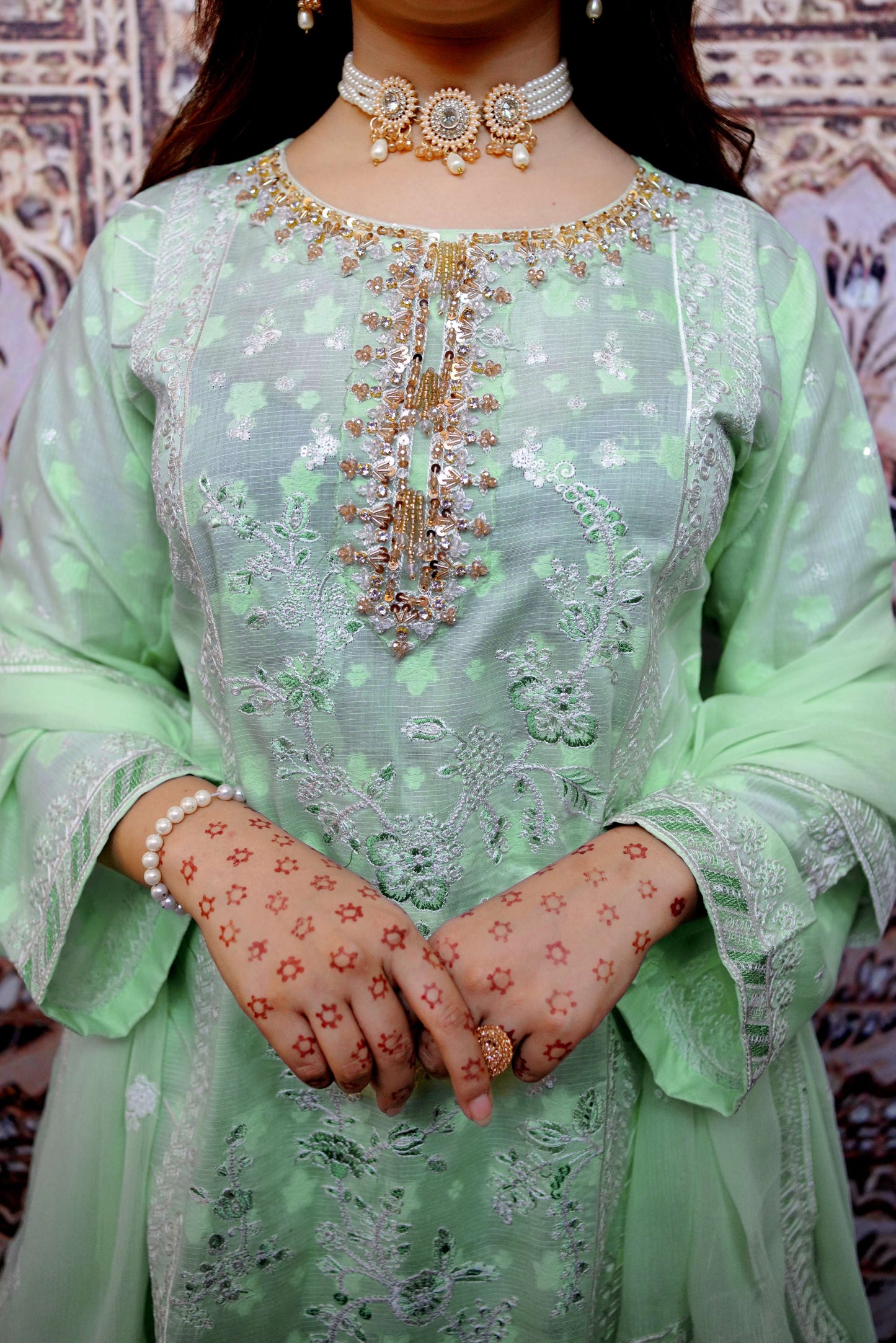 Bahaar – Pista Green Embroidered Lawn Three-Piece Suit