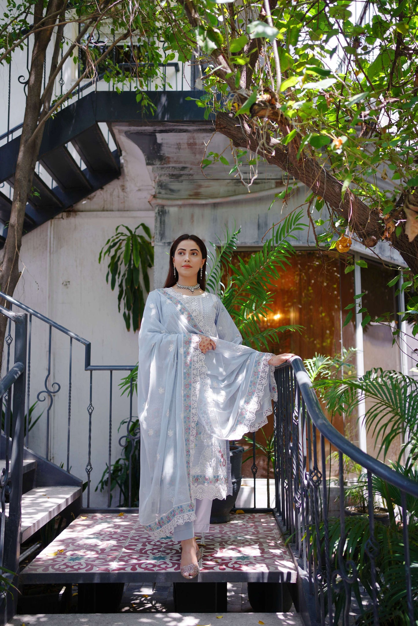 Sehr – Powder Blue Embroidered Lawn Three-Piece Suit