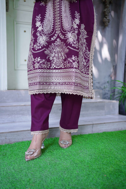 Shafaq – Plum Embroidered Lawn Three-Piece Suit