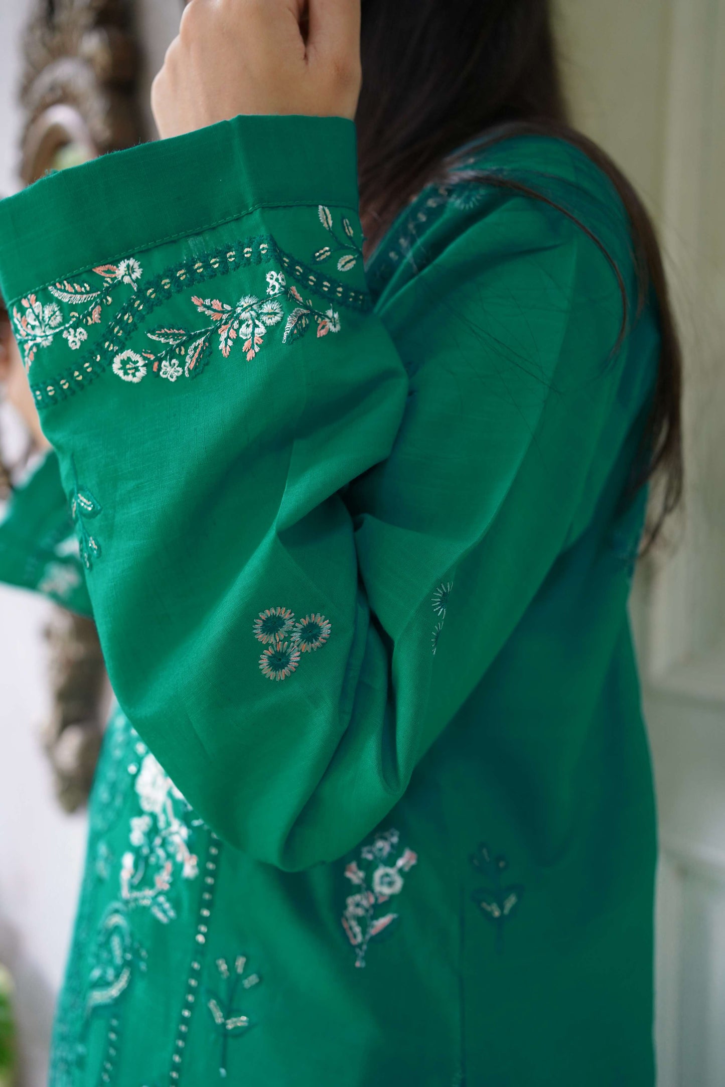 Zumurrud – Emerald Green Embroidered Lawn Three-Piece Suit