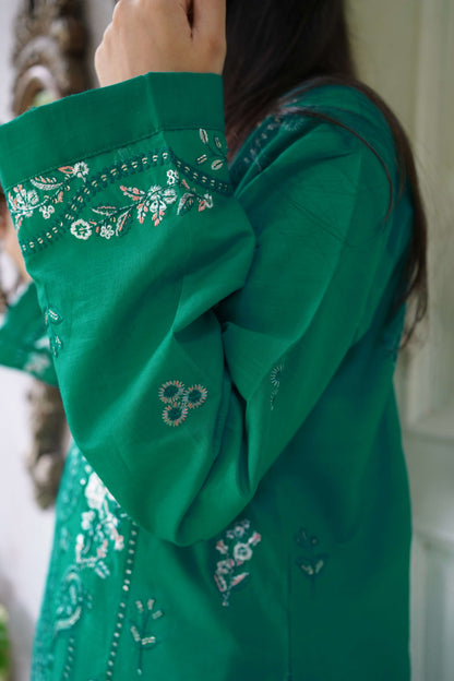 Zumurrud – Emerald Green Embroidered Lawn Three-Piece Suit