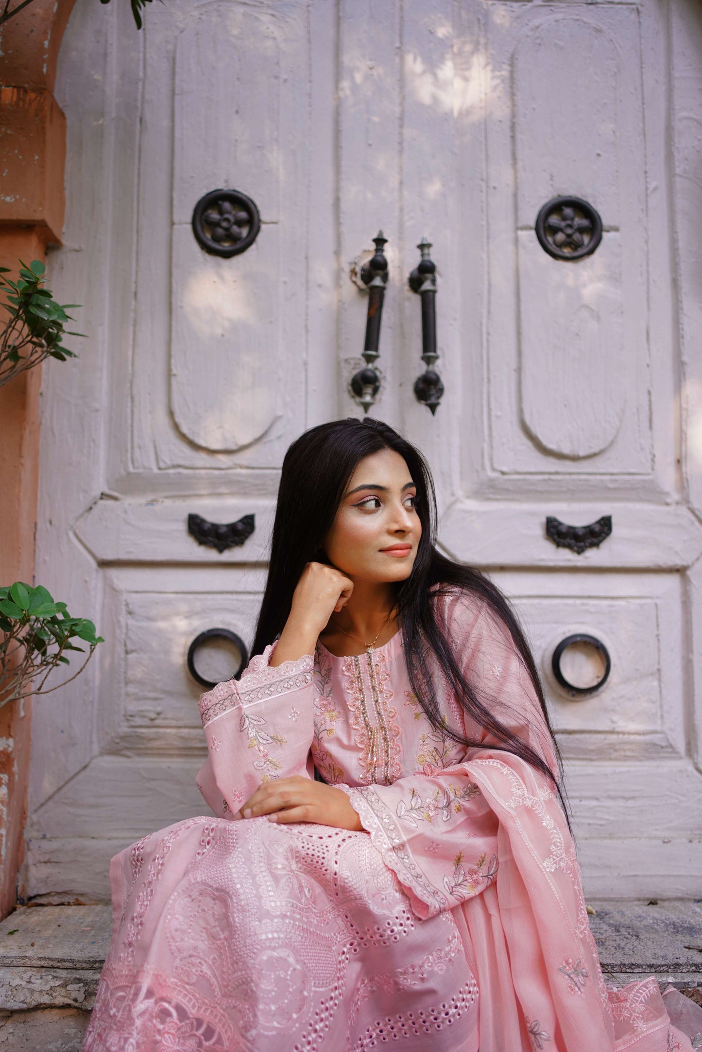 Gulrukh – Blush Pink Embroidered Lawn Three-Piece Suit