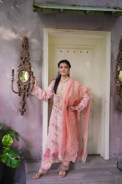 Gulaab – Rose Pink Embroidered Lawn Three-Piece Suit