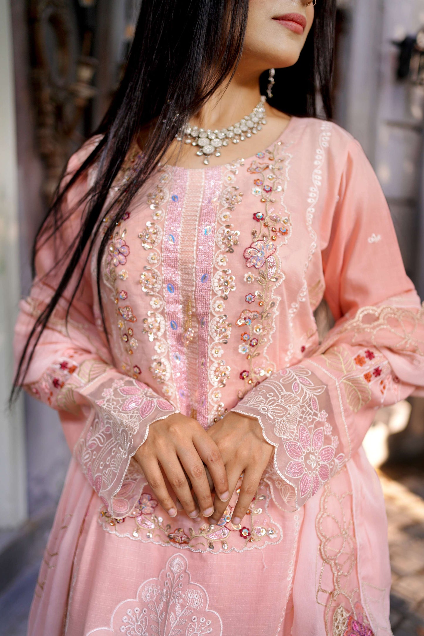 Gulfaam – Peach Embroidered Lawn Three-Piece Suit